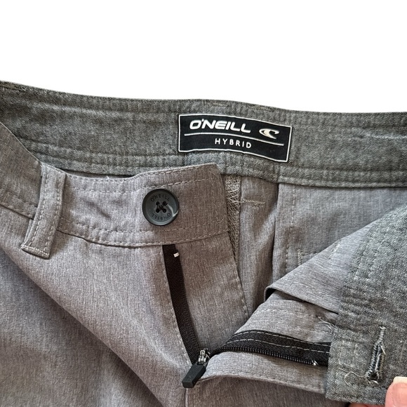 3/$20 O’Neill Boys’ Hybrid Quick-Dry Stretch Shorts Grey Size 24 Classic Style - Picture 8 of 10
